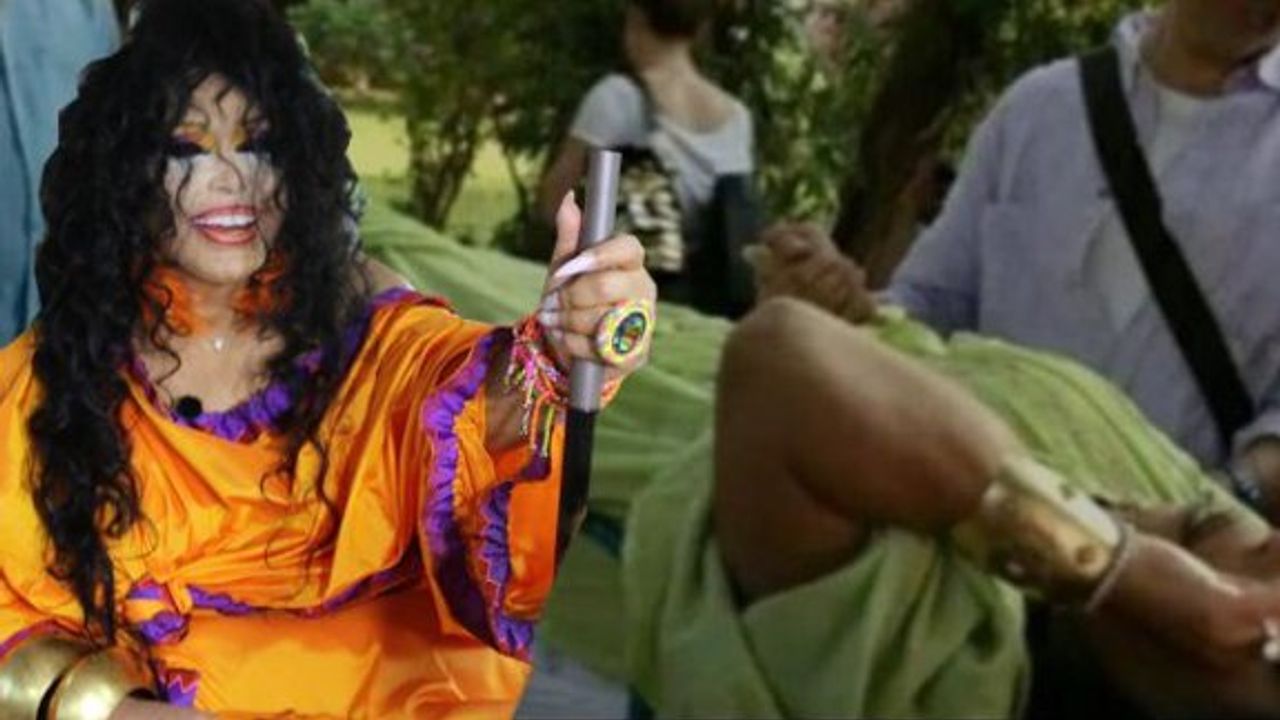 Bülent Ersoy'u Yılan soktu, çığlık çığlığa hastaneye kaldırıldı...