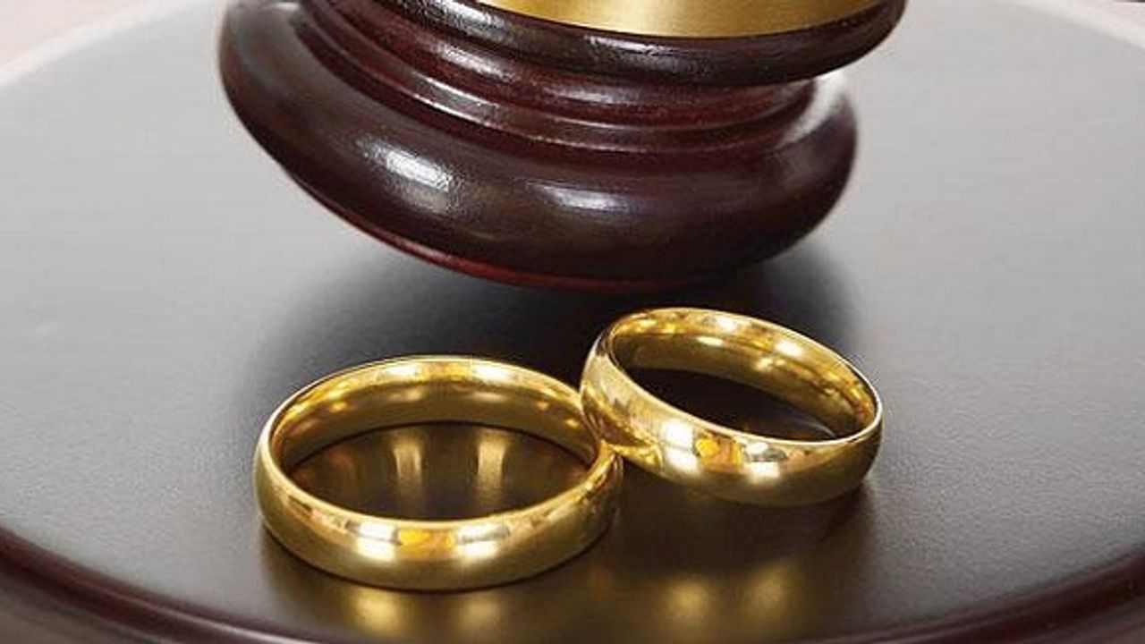 ‘Evlenince seni sevmediğimi anladım’ sözüne tazminat