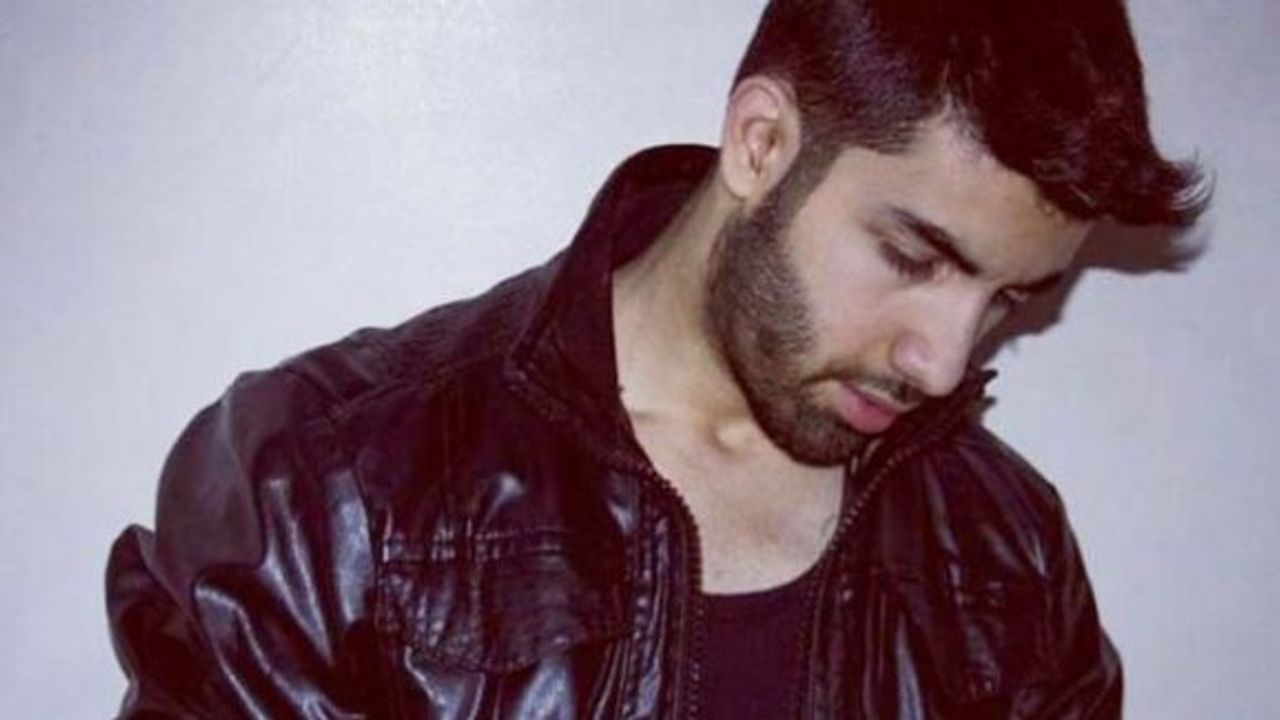 Cesedi kaybolmasın diye kendini yatağa bağlamış!