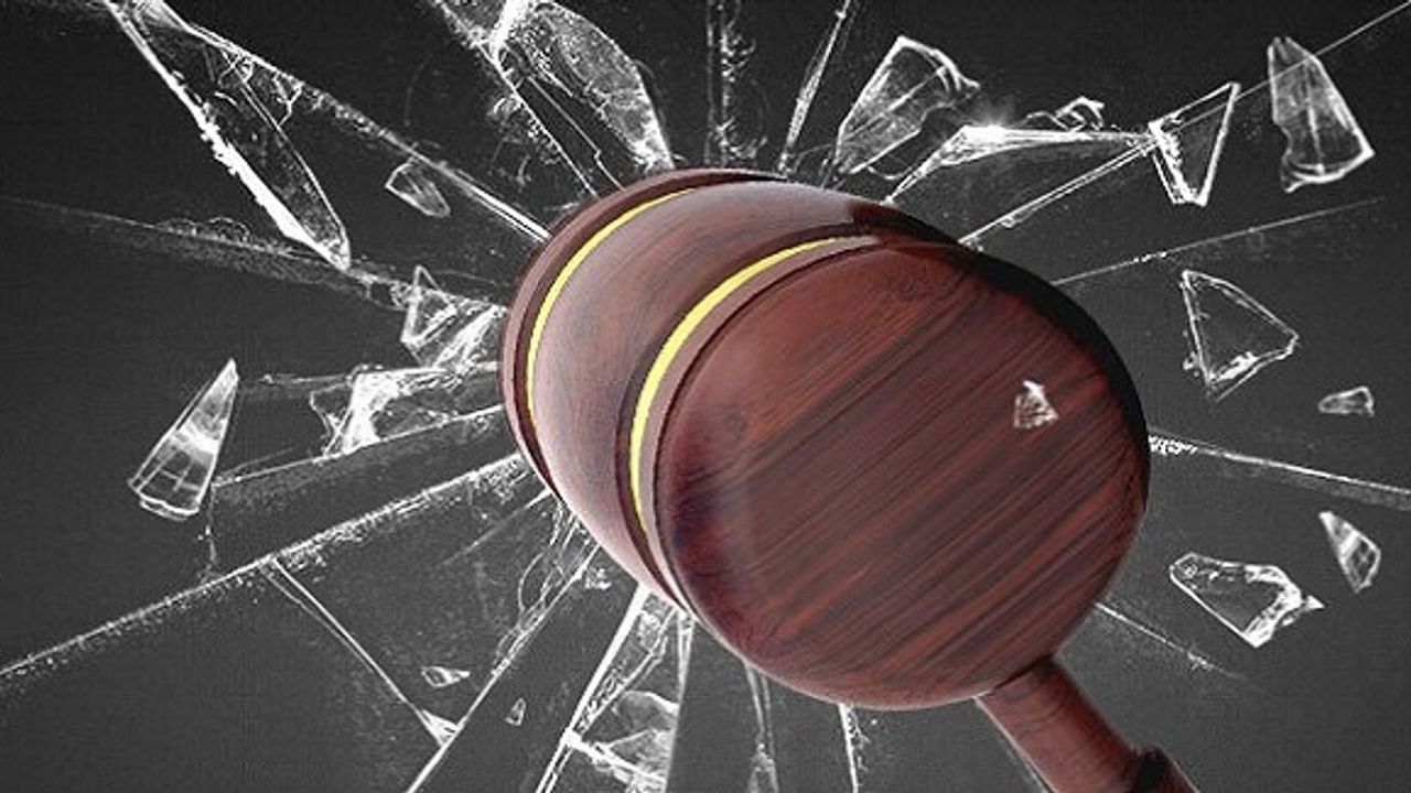 ByLock listesinden adını silen zabit katibine 10 yıl hapis!