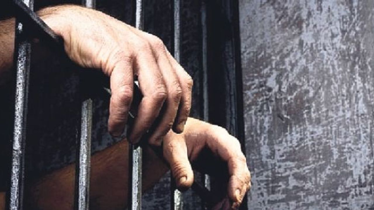 Eski TRT muhabirine FETÖ'den 8 yıl 9 ay hapis