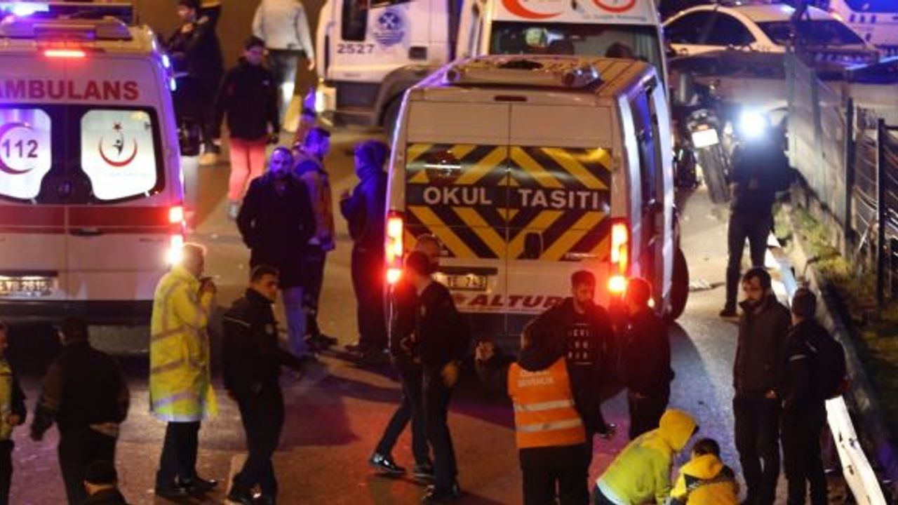 İstanbul'da trafik kazası: 1 ölü, 4 yaralı