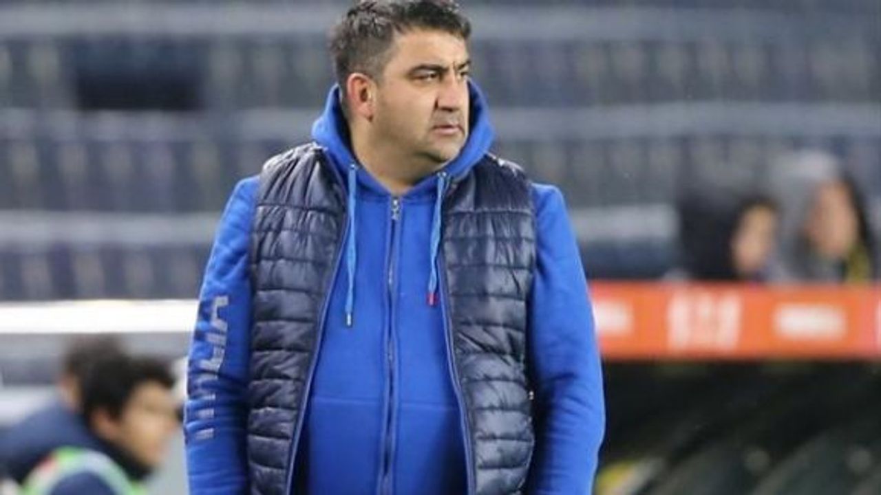 Ümit Özat'a 'ruhunu köpeklere satmış' deyince 2 ay hapis cezası aldı!