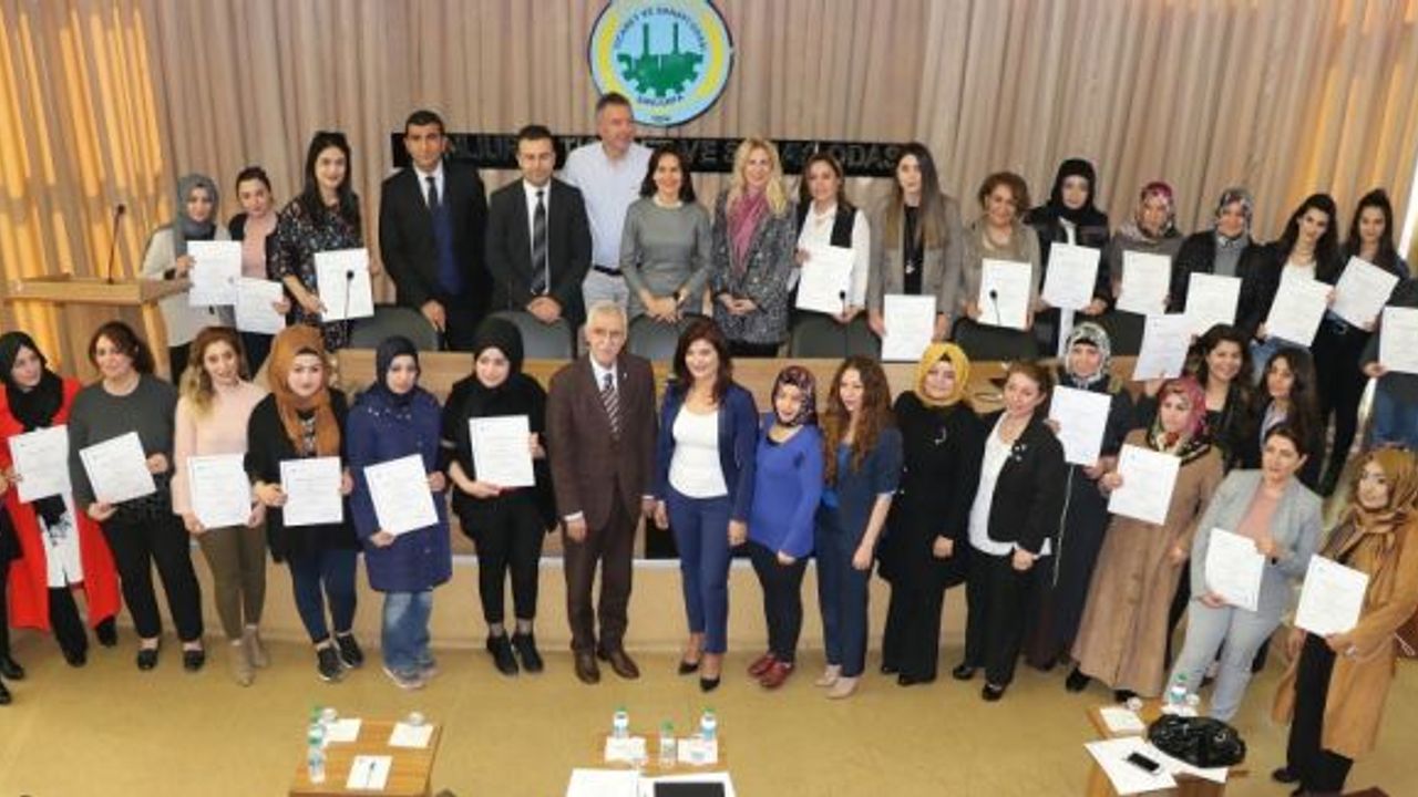"Kadın Girişimci Yönetici Okulu" Şanlıurfa'da mezunlarını verdi