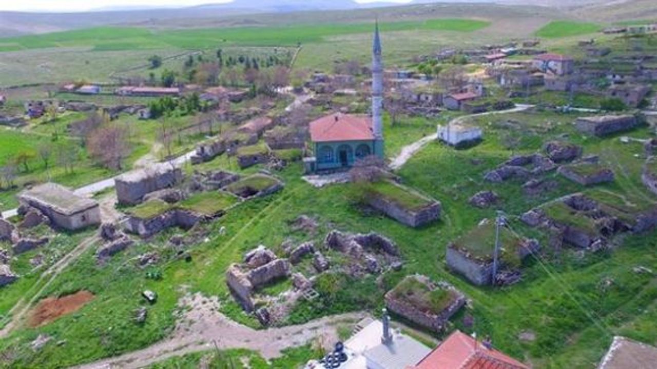 3 kişinin yaşadığı köyde muhtarlık için yarışacaklar!