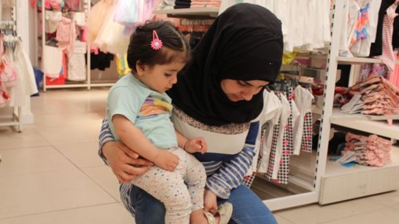 İhtiyaç sahibi 200 çocuk, bayram sevinci yaşadı