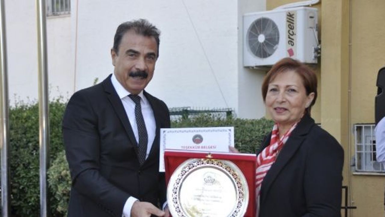 46 yıllık öğretmen GKV’li Gülistan Salıcı emekliye ayrıldı