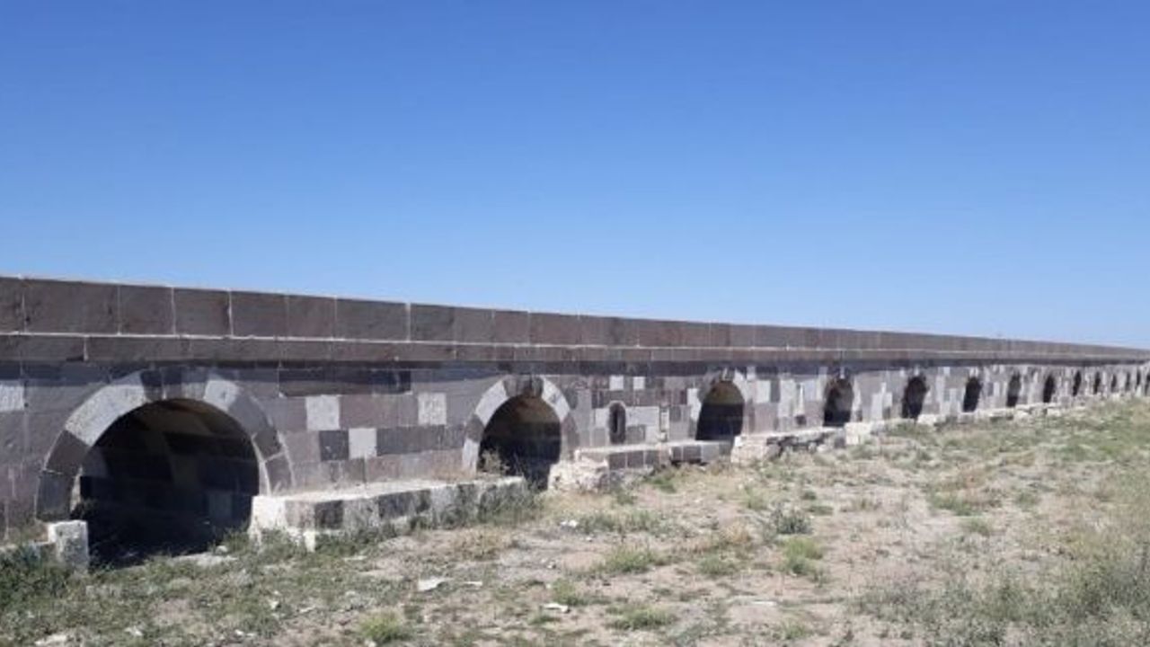 868 Yıllık Kırkgöz köprüsü hala ihtişamını koruyor