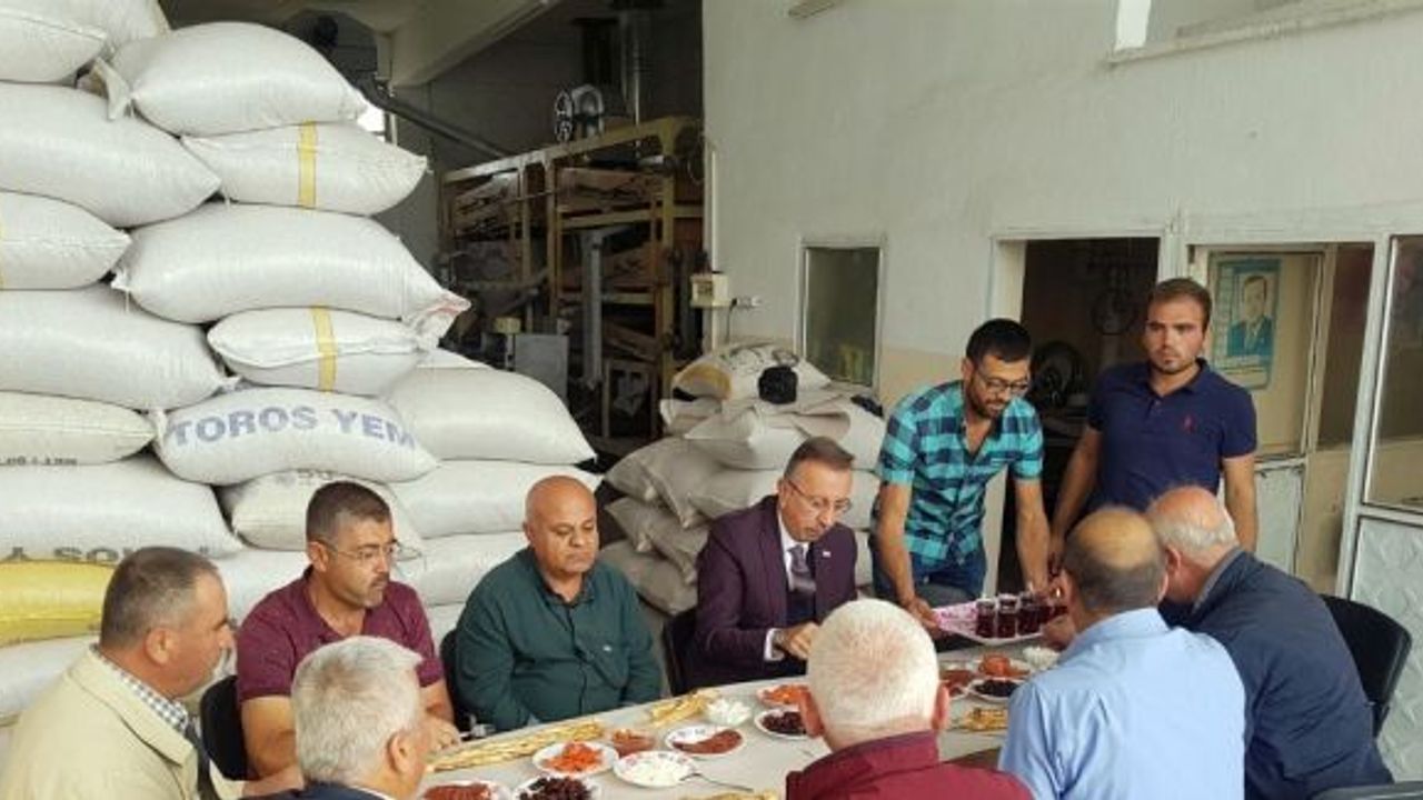 Belediye Başkanı Seçen, zahire pazarı esnafı ile  buluştu