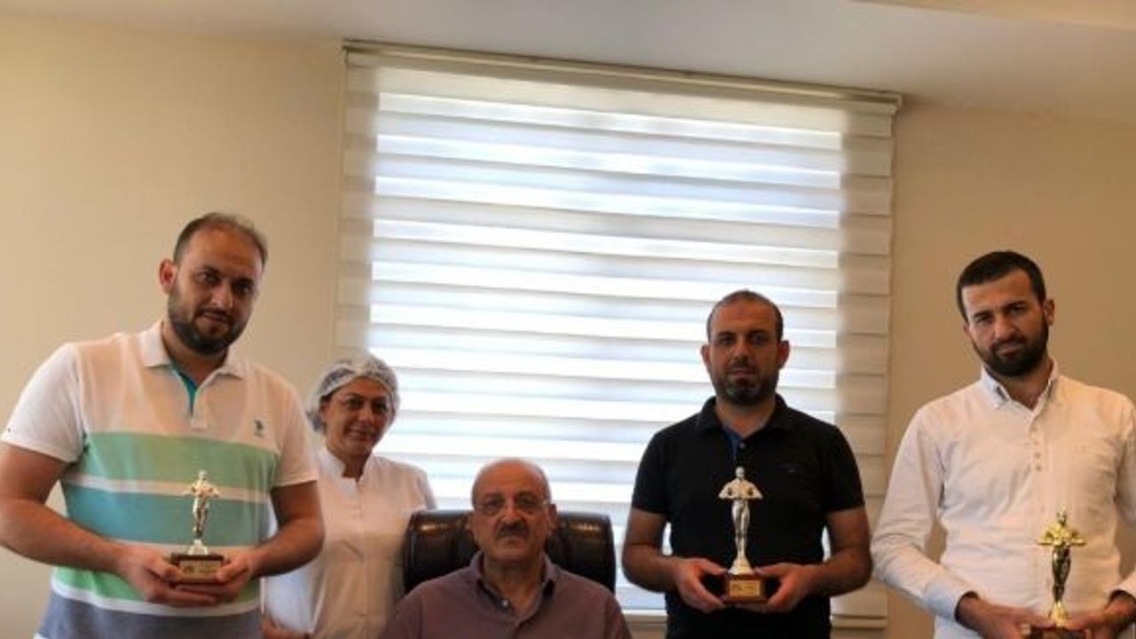 Çelik kuruyemiş’e, 5. kez ’’Altın Marka’’ ödülü verildi