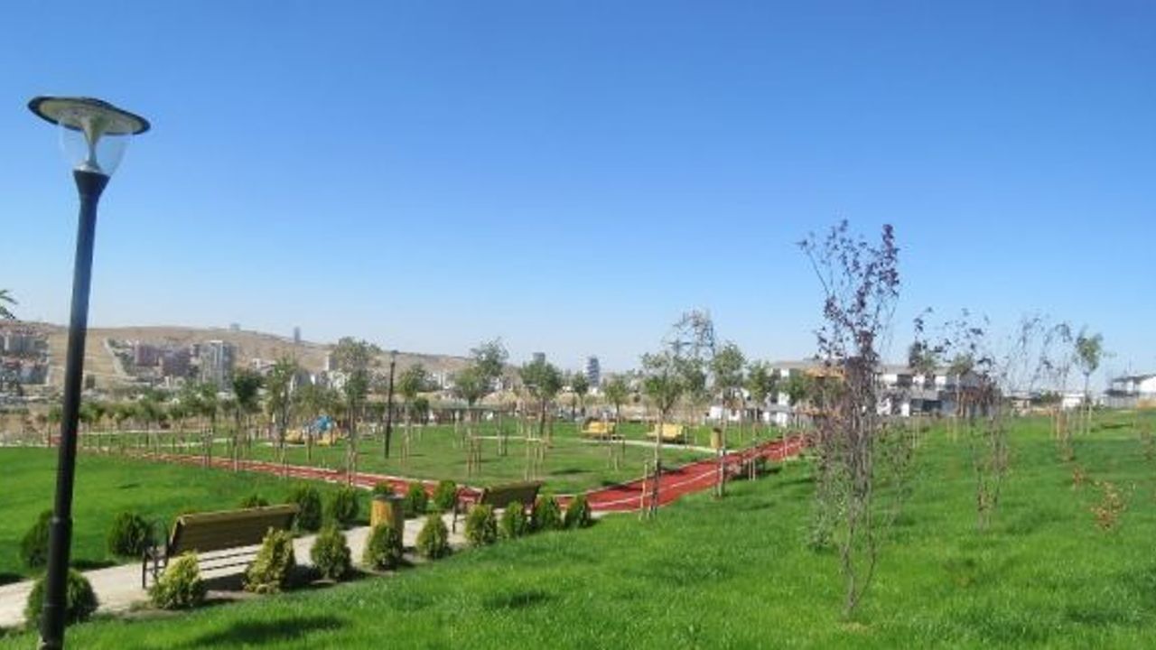 Orhan Veli Kanık Parkı açılış için gün sayıyor