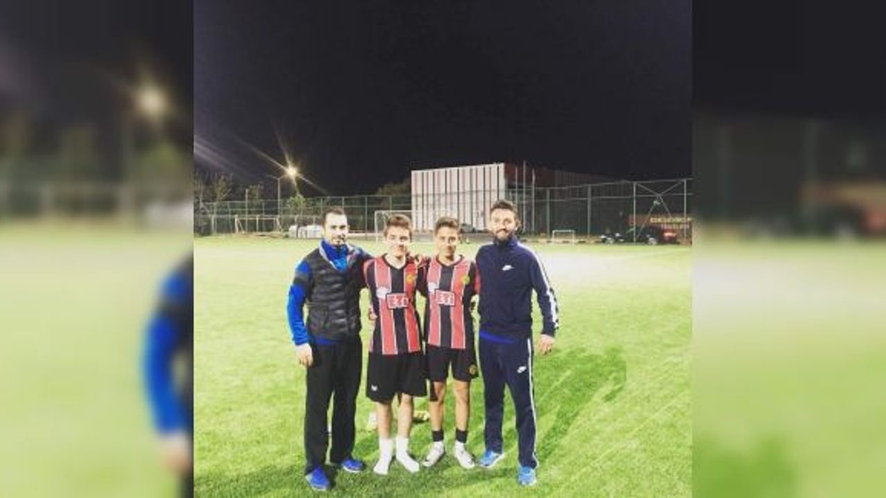 1308 Osmaneli Spor’un 2 futbolcusu Eskişehirspor’a transfer edildi