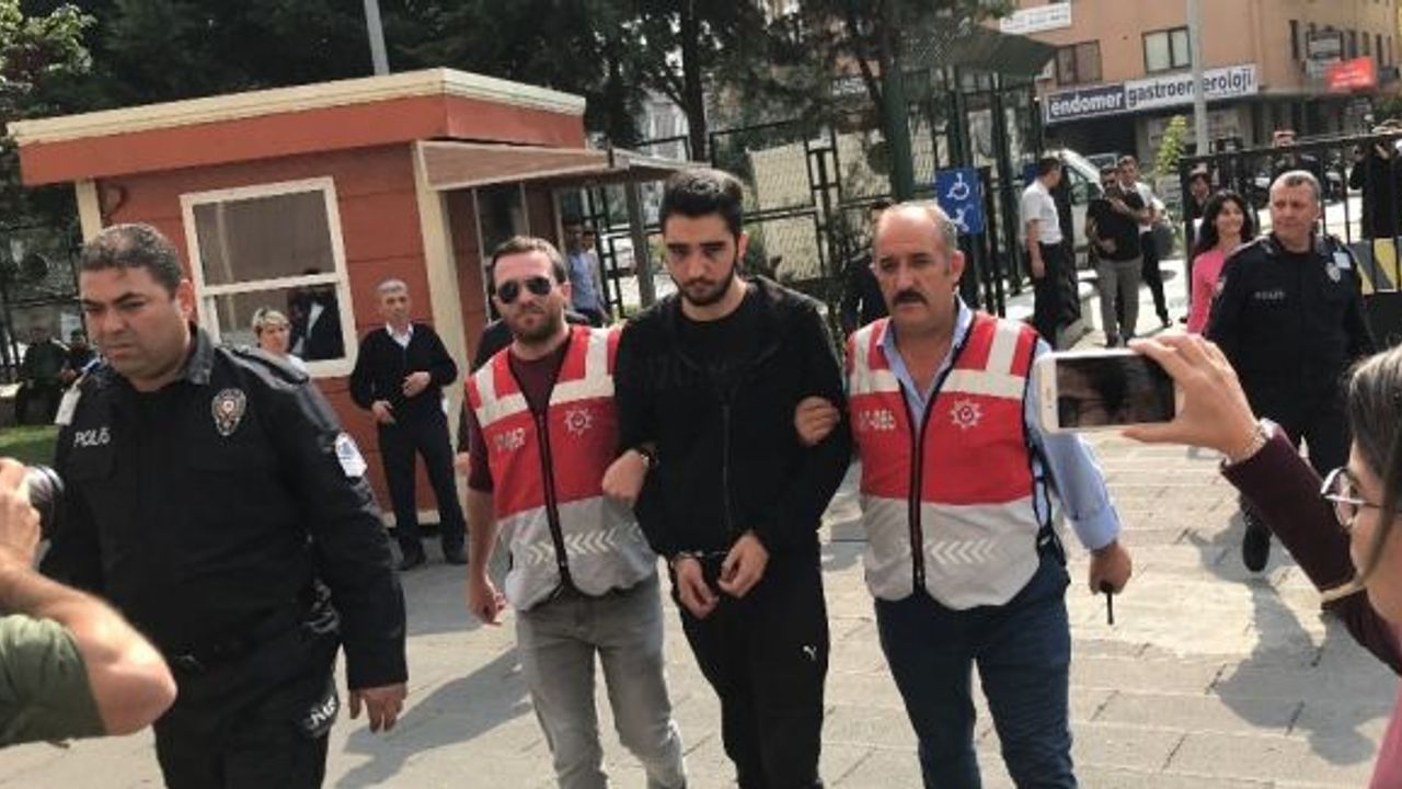 Bakırköy’de insanların üzerine otomobil süren zanlı adliyeye getirildi