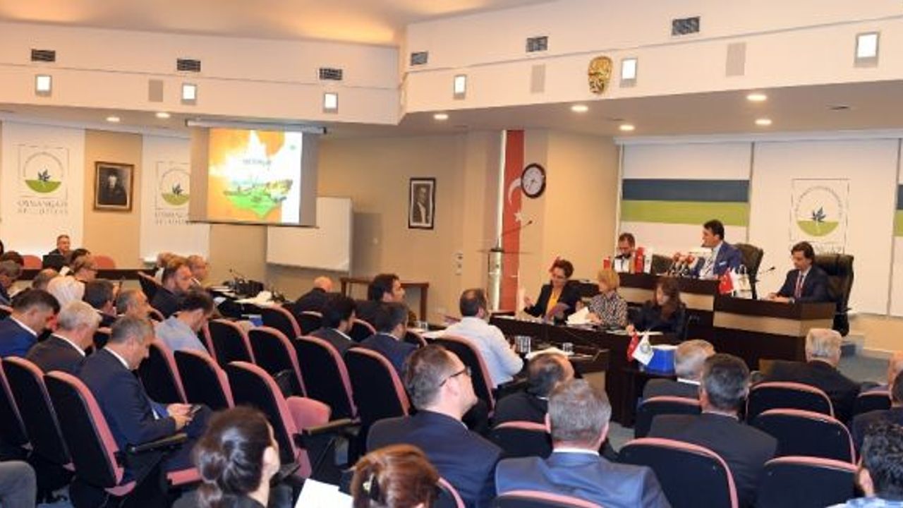 Dündar: “Bursa’nın merkezi Osmangazi Meydanı olacak