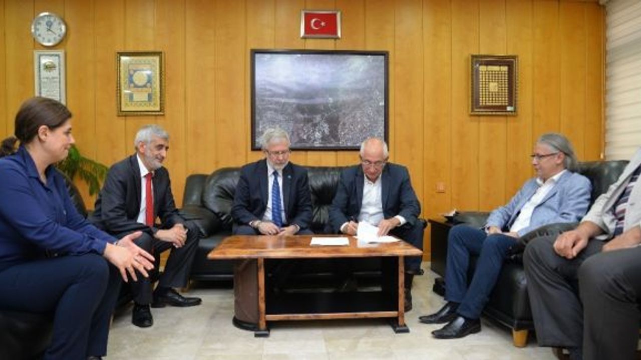 Elektrik-Elektronik Mühendisliği’ni tercih edecek 5 öğrenciye 500 TL burs