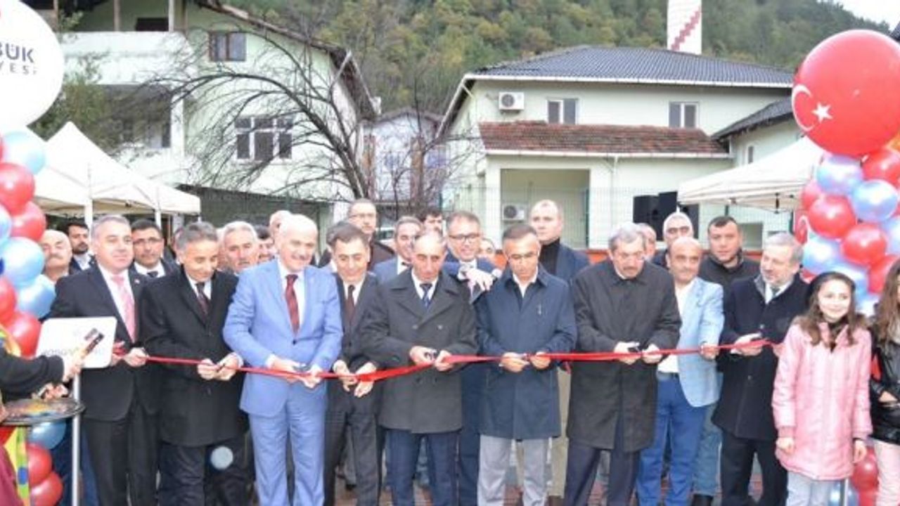 Fatih Mahallesi Vali Kemal Çeber Parkı’nın açılışı yapıldı