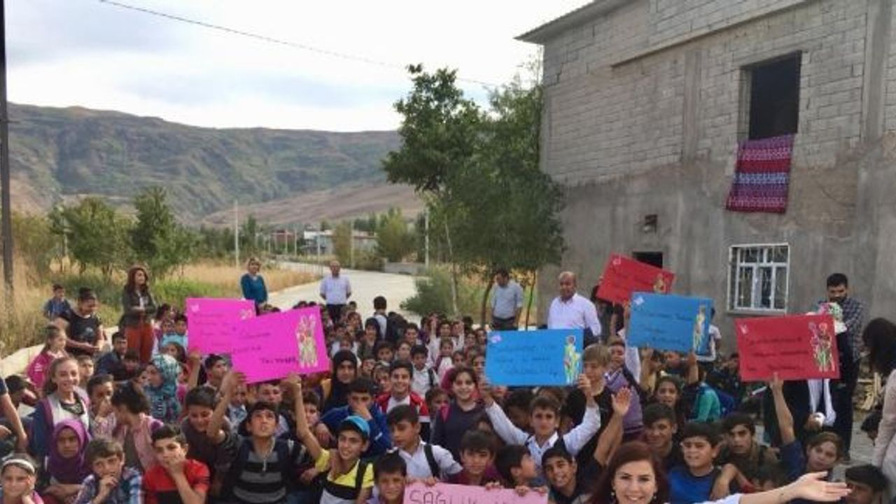 "Güroymak Yürüyor, Sağlığını Koruyor" yürüyüşü