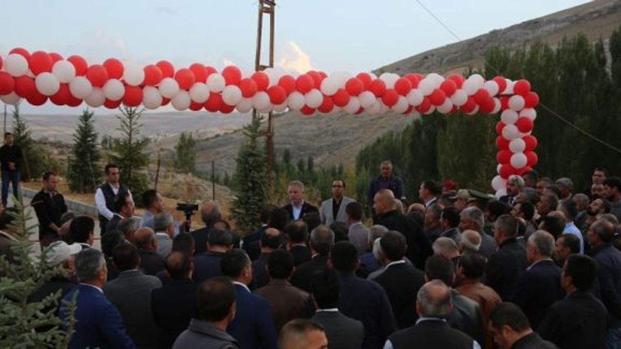 Gürün’de Şuğul Kanyonu ve doğal gaz hizmete girdi