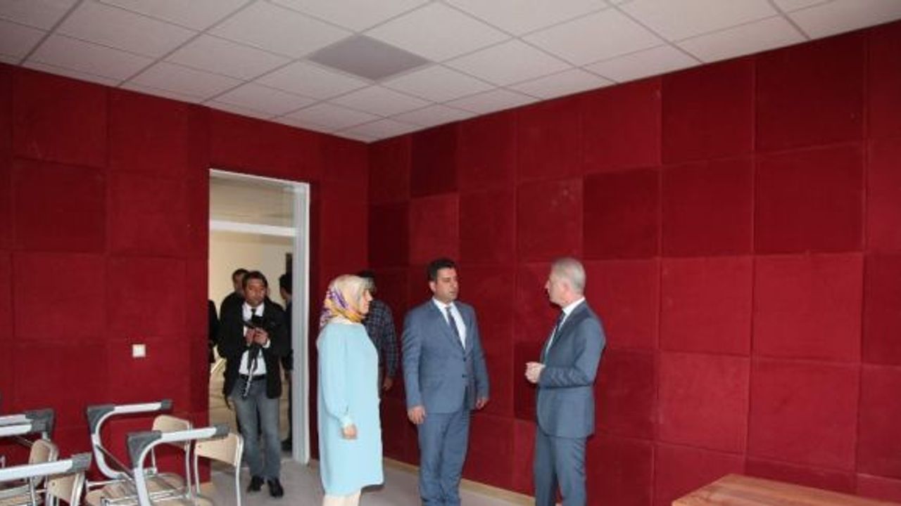 İşitme Engelliler Lisesi ve Sağlık Meslek Lisesi eğitime hazır