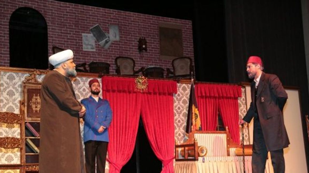 Konya Şehir Tiyatrosu yeni sezonda perdelerini açıyor