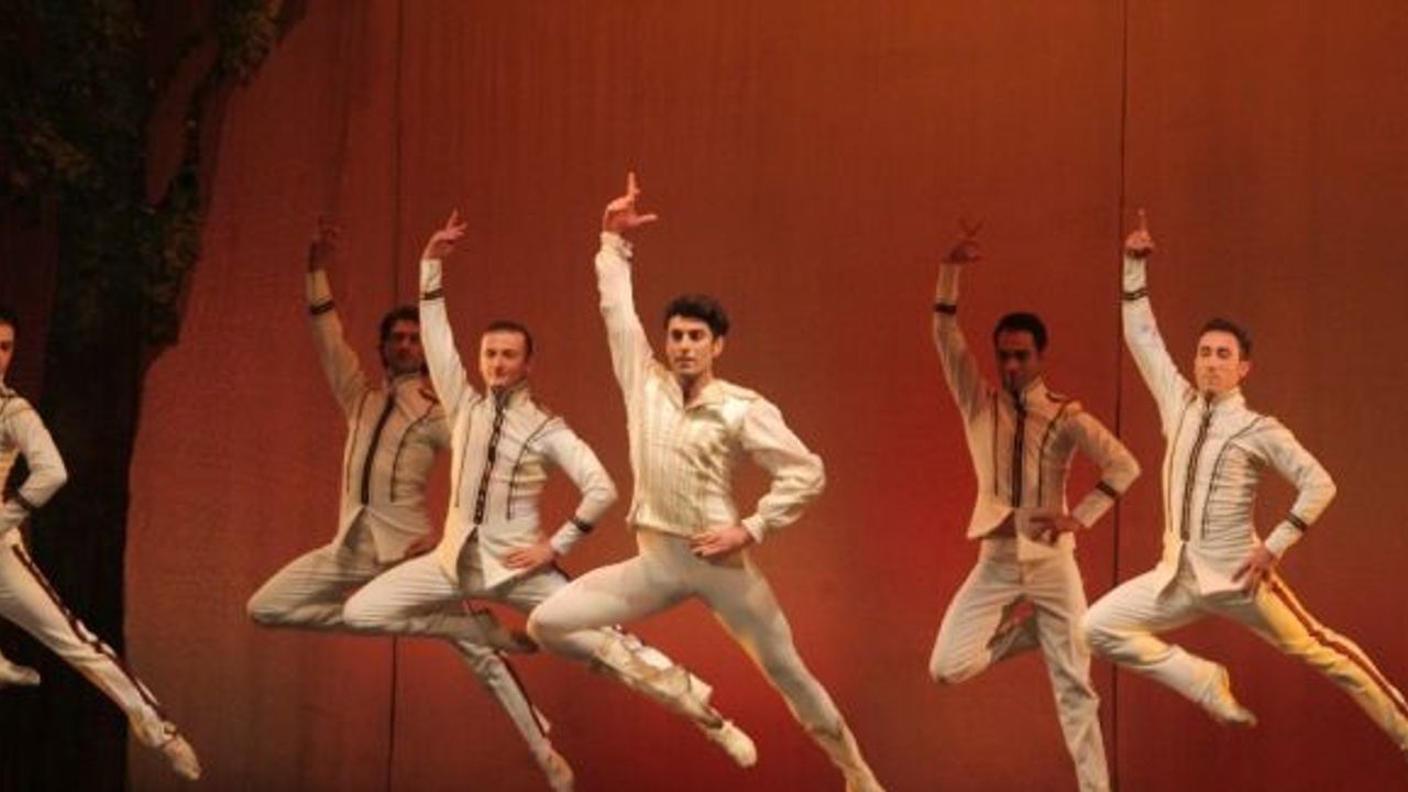 Mersin Devlet Opera ve Balesi sezona ’Sahneden Yansımalar’ ile "merhaba" dedi