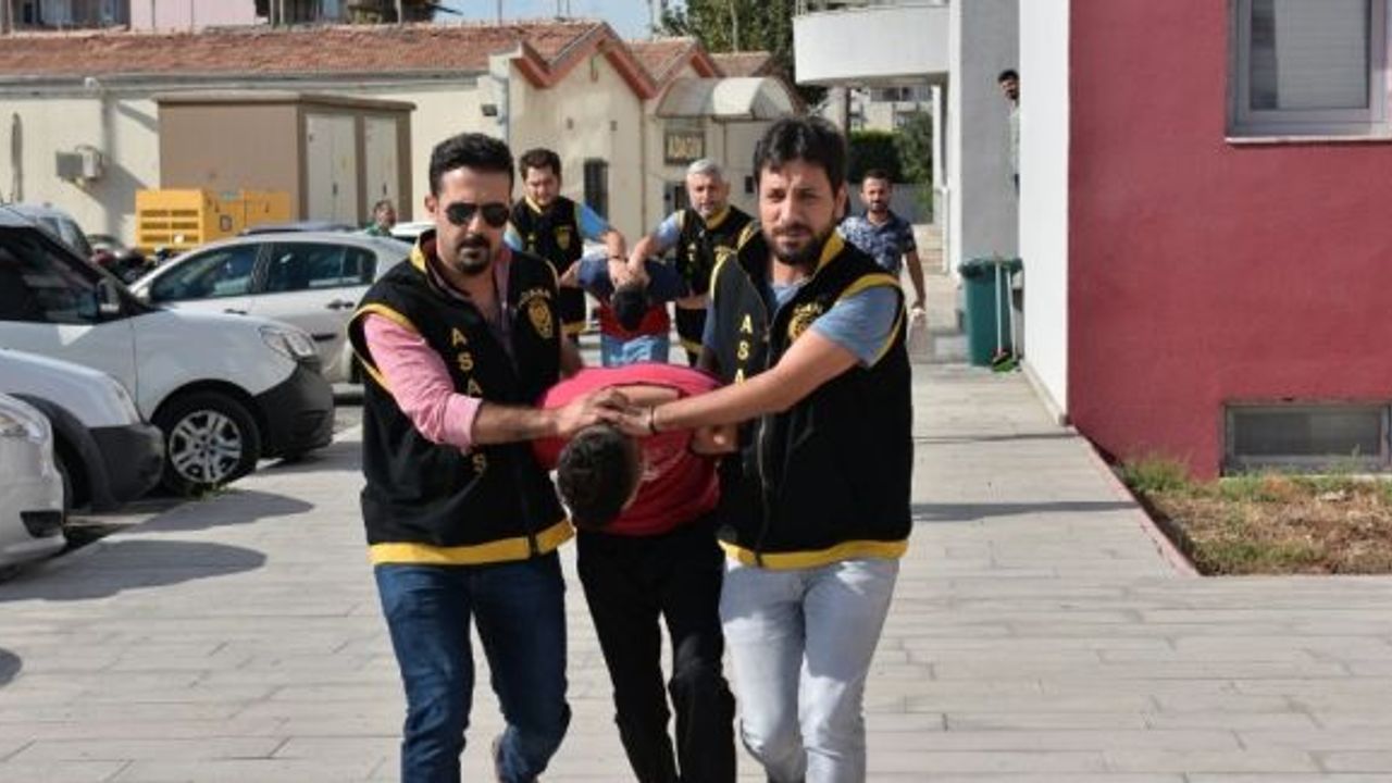 Polisin kadın kılığına girip yakaladığı kapkaççılar tutuklandı