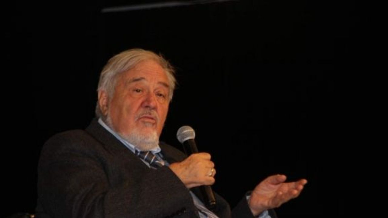 Prof. Dr. İlber Ortaylı’dan ’Andımız’ ve ’Ara Güler’ yorumu