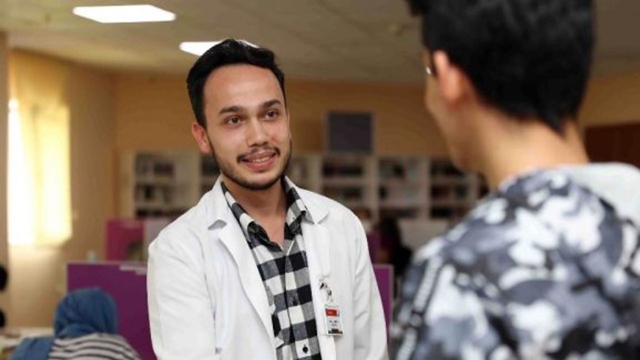 Psikolog Murat Demirci: "Selamlaşmanın azalması gençlerin ruh sağlığını tehdit ediyor"