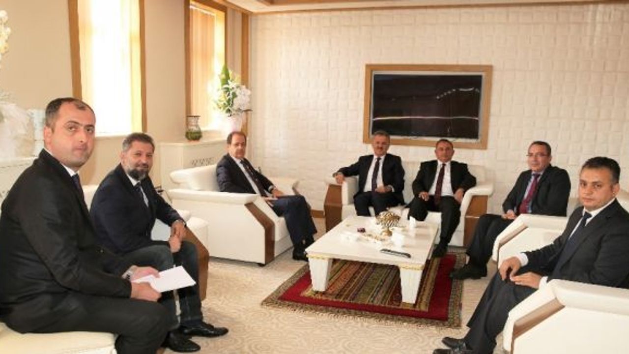 PTT Genel Müdür Yardımcısı Canpolat’tan Rektör Coşkun’a ziyaret