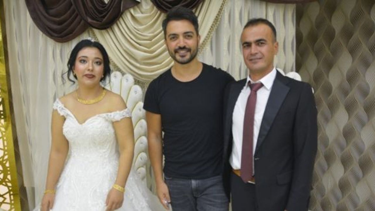 Sanatçı Yusuf Güney şehit askerin kardeşinin düğününe katıldı