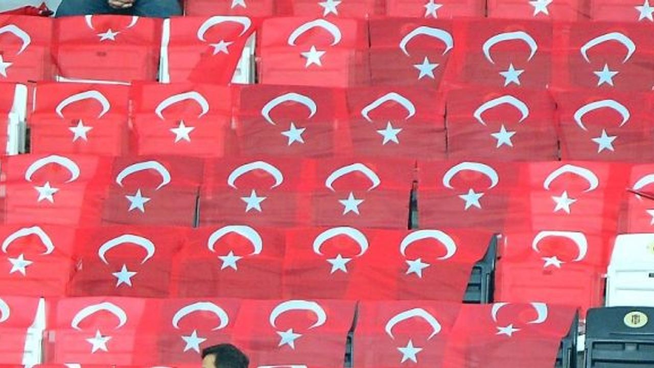 Spor Toto Süper Lig: Beşiktaş: 1 - Ç.Rizespor: 0 (Maç devam ediyor)