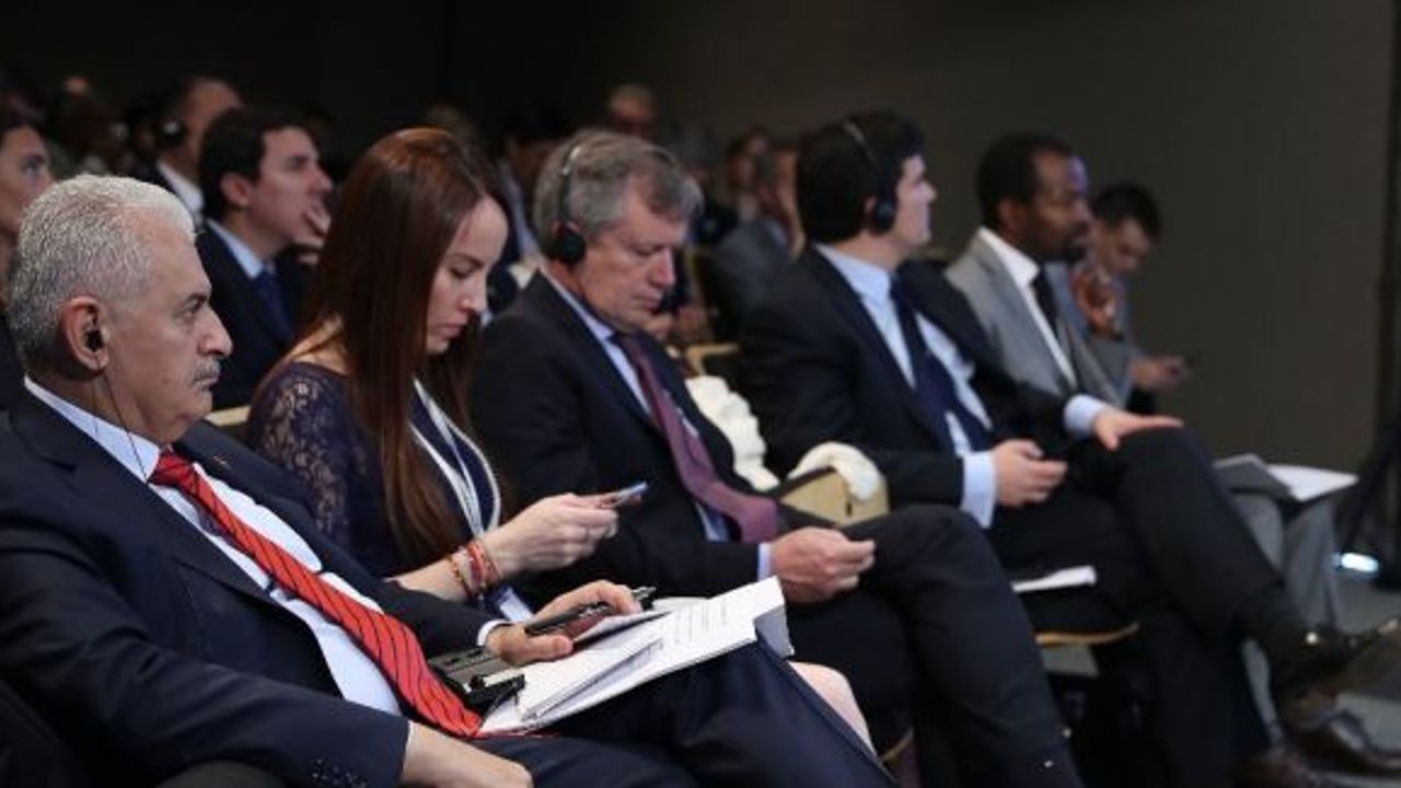 TBMM Başkanı Yıldırım: “Etrafımızdaki iç savaşlar, otorite boşlukları ve terör ülkemize büyük bedel ödetiyor”