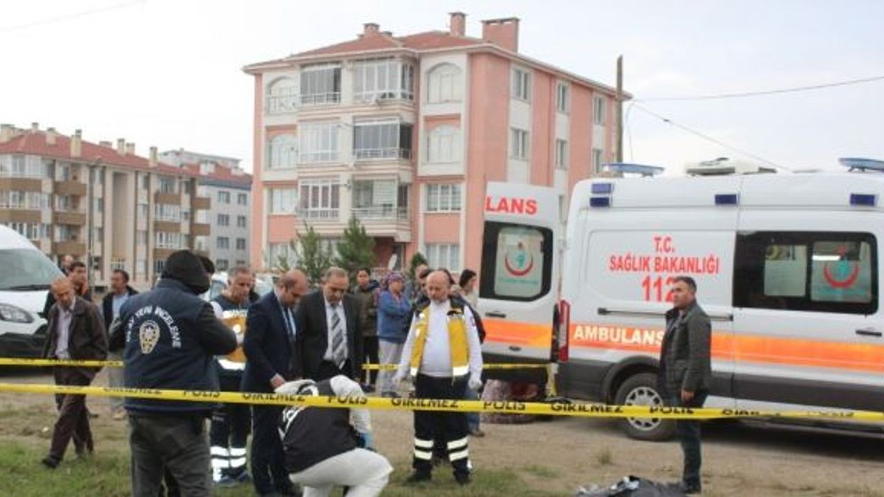 Tekirdağ’da vahşet: Karısını işe giderken sokak ortasında bıçaklayarak öldürdü