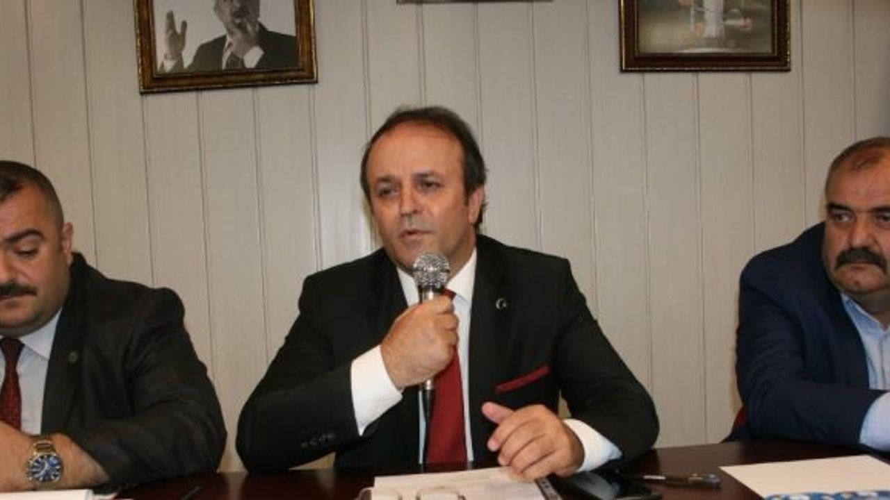 Trabzon’da inşaatçılar ve emlakçılar taşınmaz ticaret yönetmeliği ile ilgili bilgilendirildi