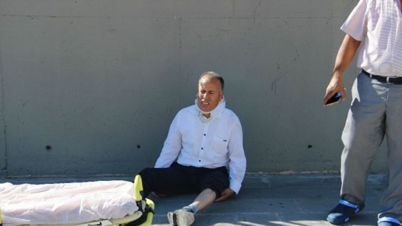 Vicdansız sürücü çarptığı yaralıları yolun ortasında bırakıp kaçtı