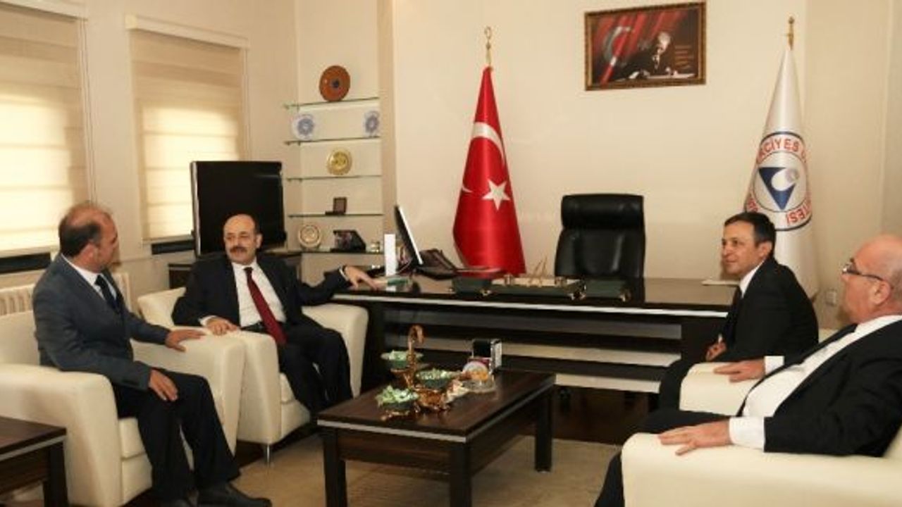 YÖK Başkanı Prof. Dr. Saraç, ERÜ Rektörü Çalış’ı Ziyaret Etti