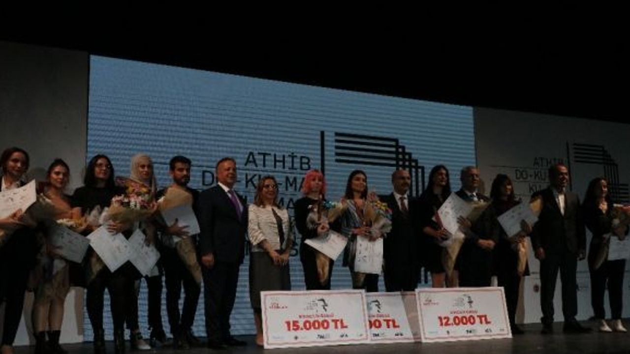 7. Dokuma Kumaş Tasarım Yarışması’nda ödüller sahiplerini buldu