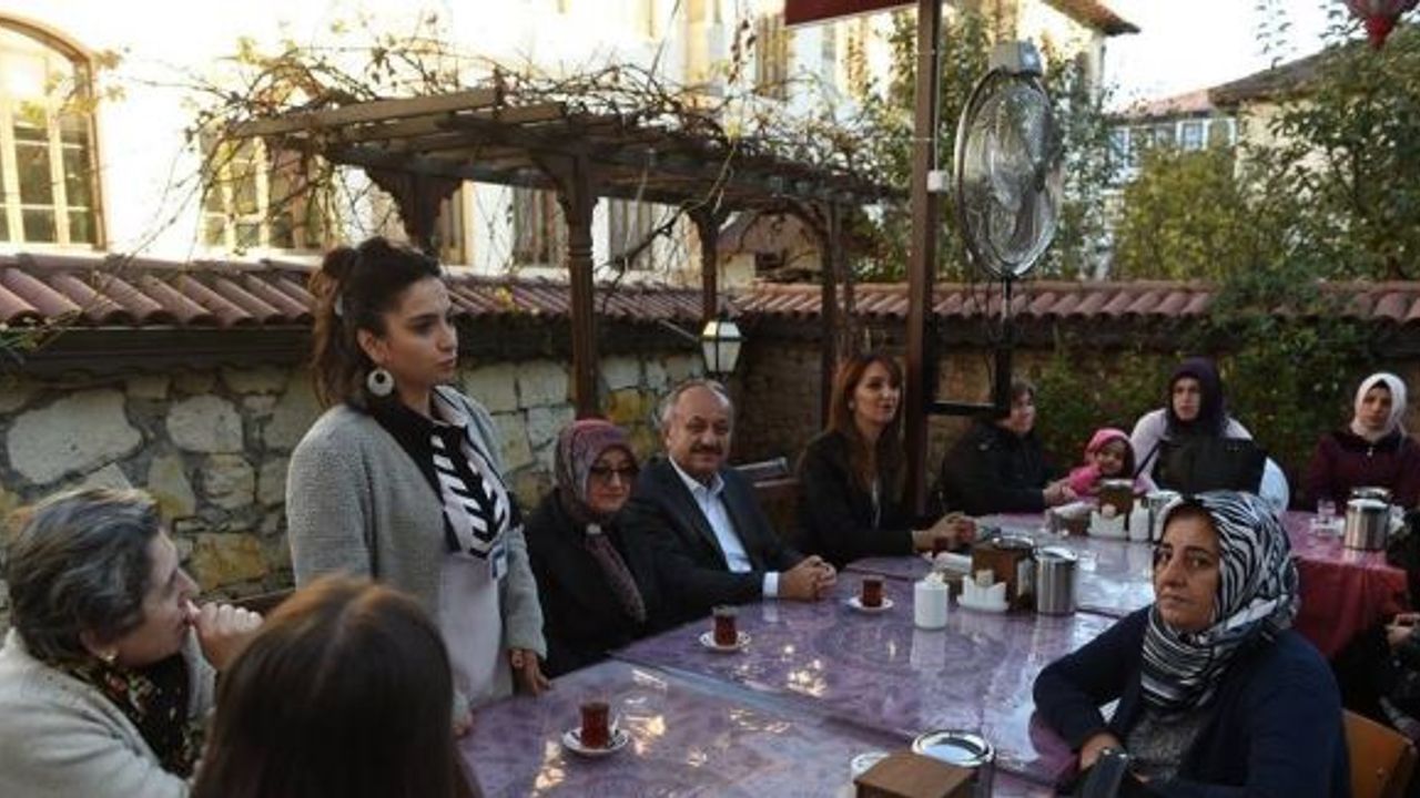 Belediye Başkanı Tahsin Babaş ev hanımlarıyla bir araya geldi