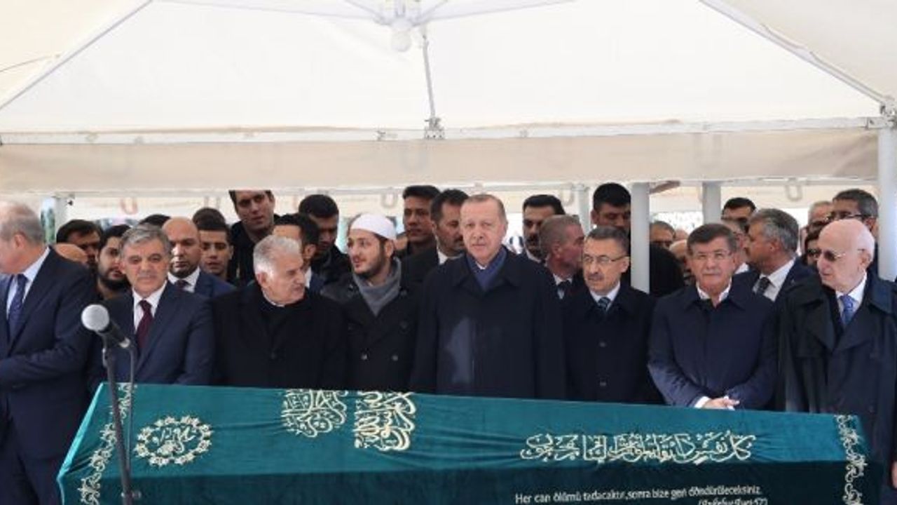 Cumhurbaşkanı Erdoğan, ünlü iş adamı Abdullah Tivnikli’nin cenaze törenine katıldı