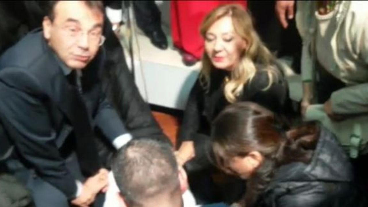 Demirel’in doktoru konserde fenalaşan soliste ilk müdahaleyi yaptı