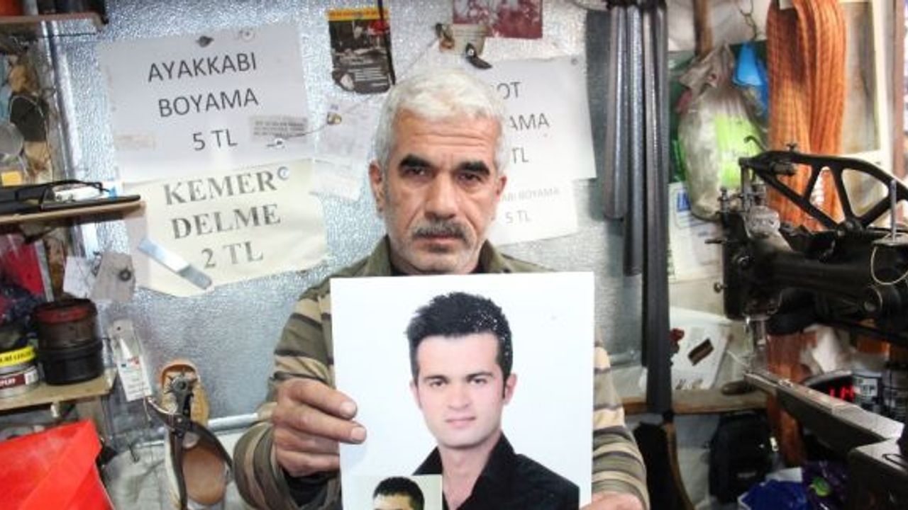 Kayıp postacının babası: "27 aydır canımız yanıyor"