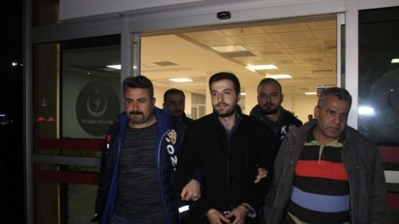 Komşusunu öldürüp çocuklarını yaralayan zanlı polise teslim oldu