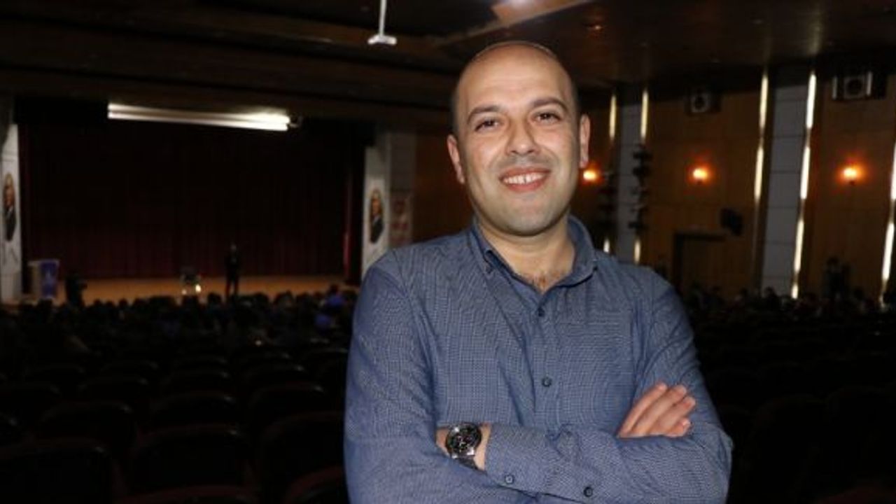 Sare Eğitim Kurumları öğrencileri ‘Stand up’ gösterisi ile moral buldu