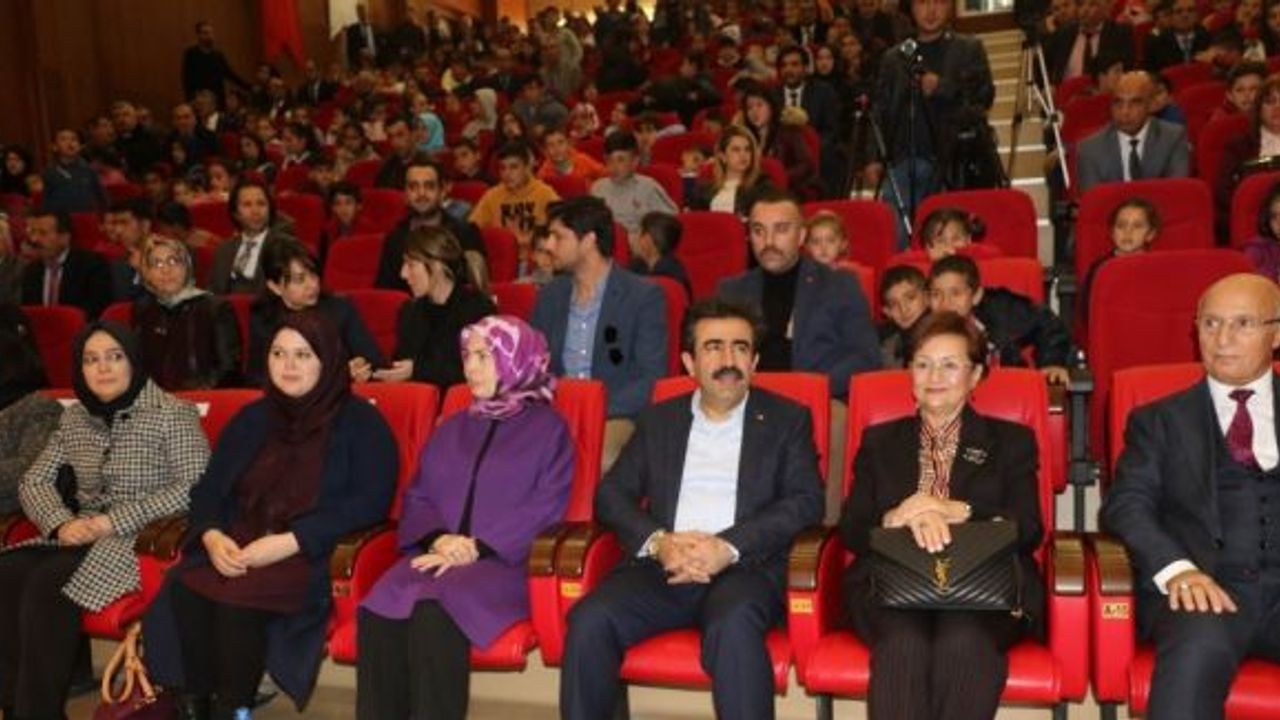 TOGEM-DER’den bin 500 öğrenciye kışlık giysi yardımı