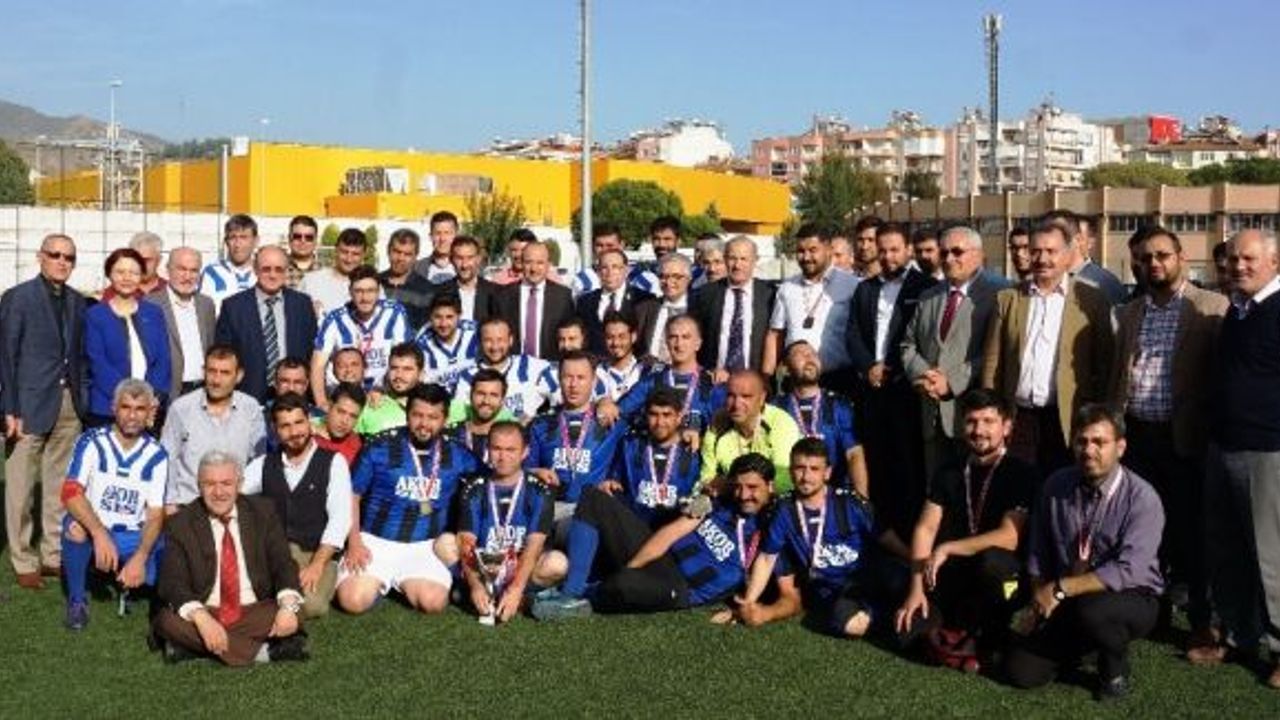 Zeytindalı Harekatı Kahramanları Futbol Turnuvasının şampiyonu Germencik oldu