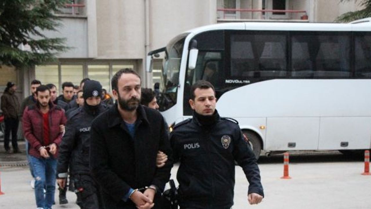 Amasya merkezli uyuşturucu operasyonunda 5 tutuklama, 14 şüpheli adliyede