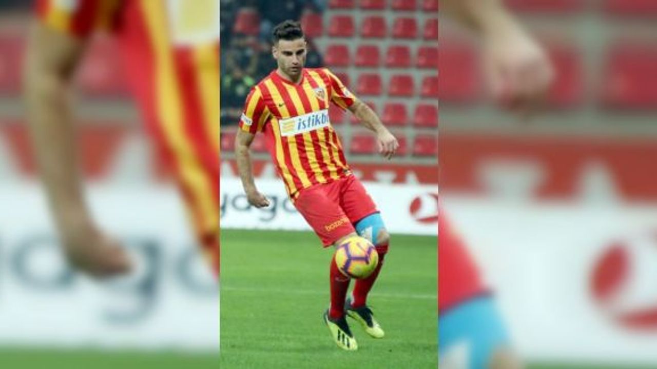 Deniz Türüç 630 dakika sonra formasına kavuştu