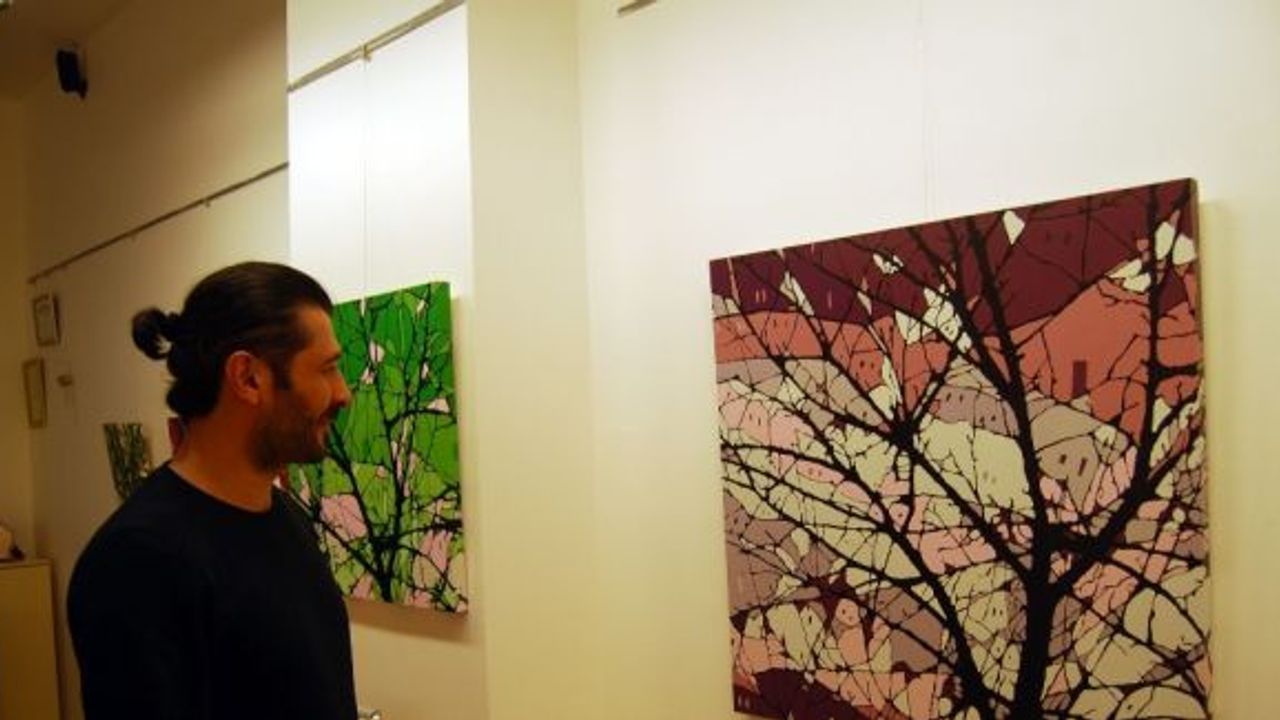 Doç. Dr. Ahmet dalkıran’ın sergisi ilgi görüyor