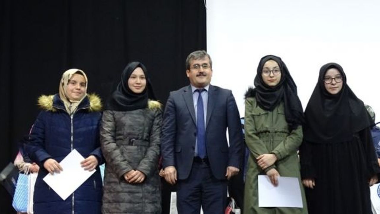 Havran’da ’Kur-anı Kerim Güzel Okuma ve Hafızlık Yarışması’ yapıldı