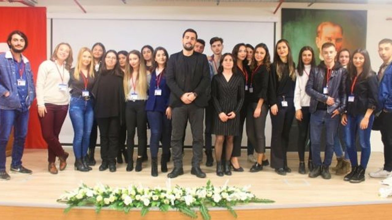 İzmir Kavram MYO öğrencilerine uyuşturucu ile mücadele konferansı